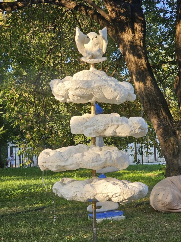 Садовая скульптура TOTREM Сова в облаках, общий вид