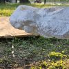 Фактура артбетона и подвесные детали скульптуры Сова в облаках